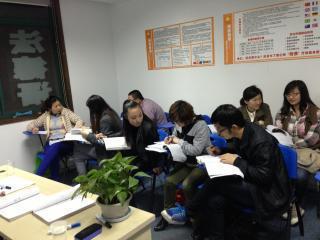 杭州環(huán)歐教育信息咨詢 以專業(yè)與熱忱，點(diǎn)亮師生成長風(fēng)采